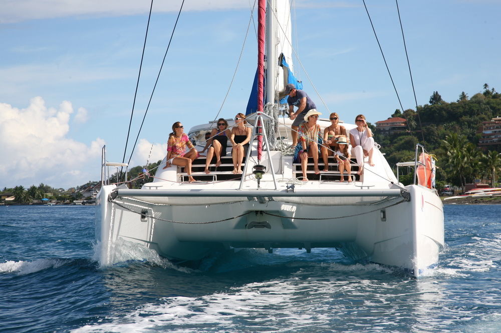 Hotel Tahiti Sail And Dive à Vaitape Extérieur photo
